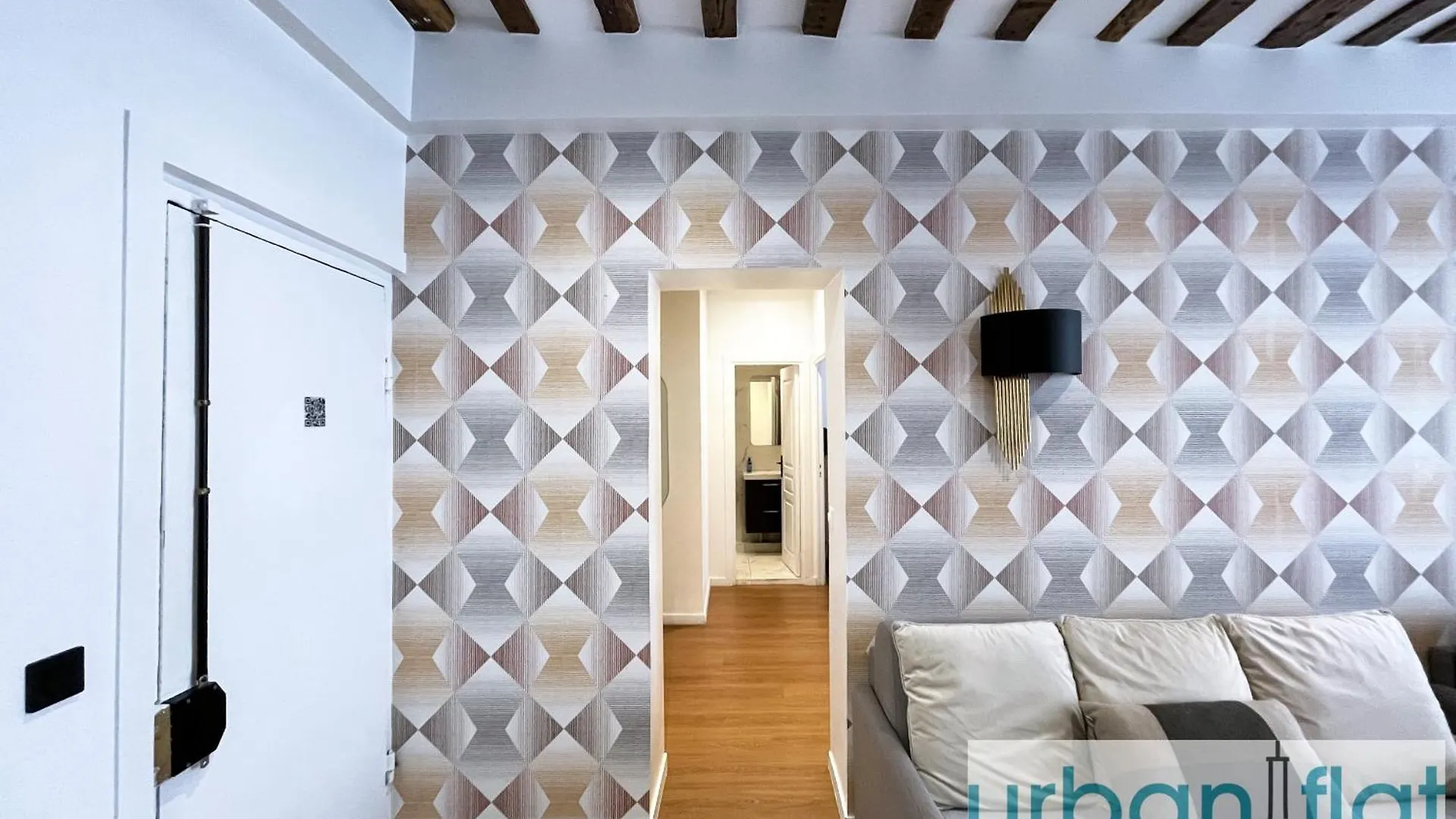 Urban Flat 108 - Classic Parisian 4 Bdr Flat צרפת