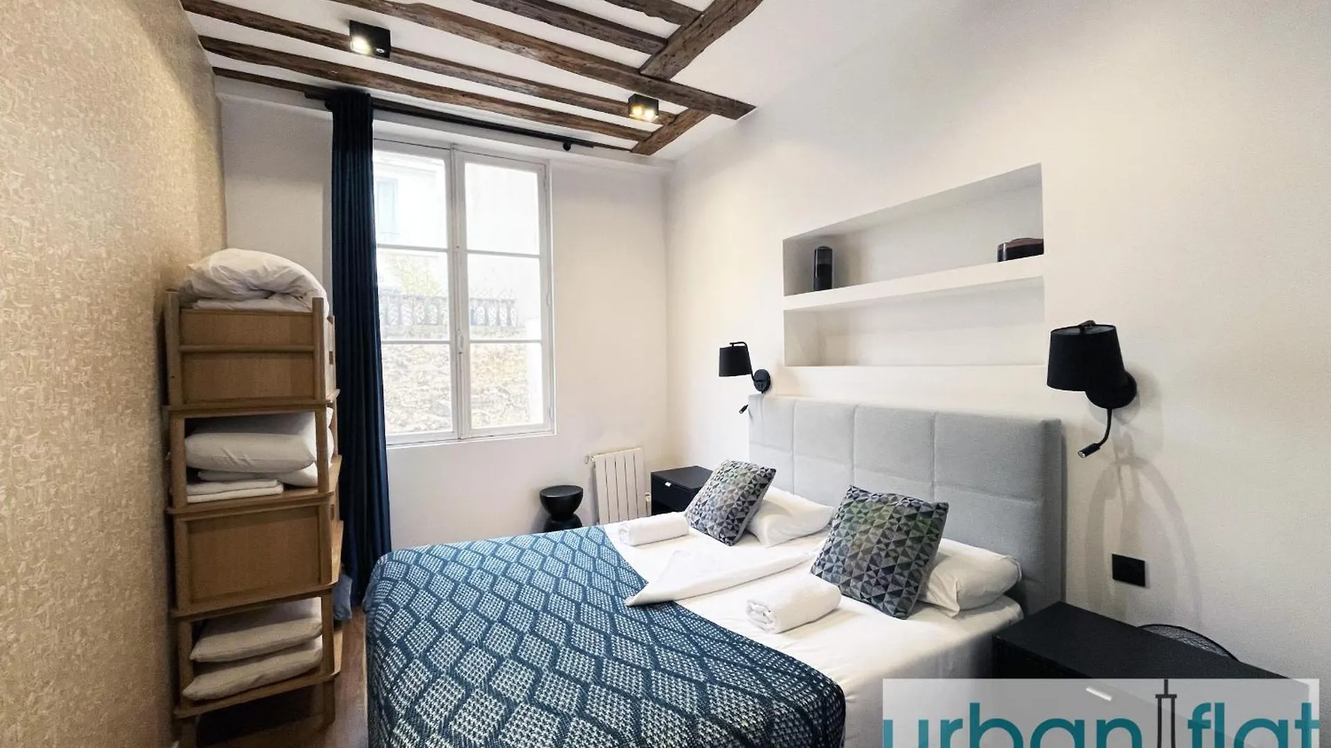 Urban Flat 108 - Classic Parisian 4 Bdr Flat Apartment